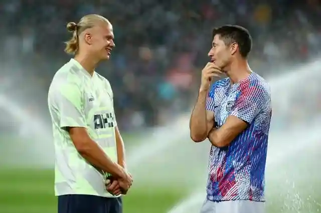 一場3-3!1.5億巨星演技拙劣,假摔騙點球遭吐槽:向C羅致敬