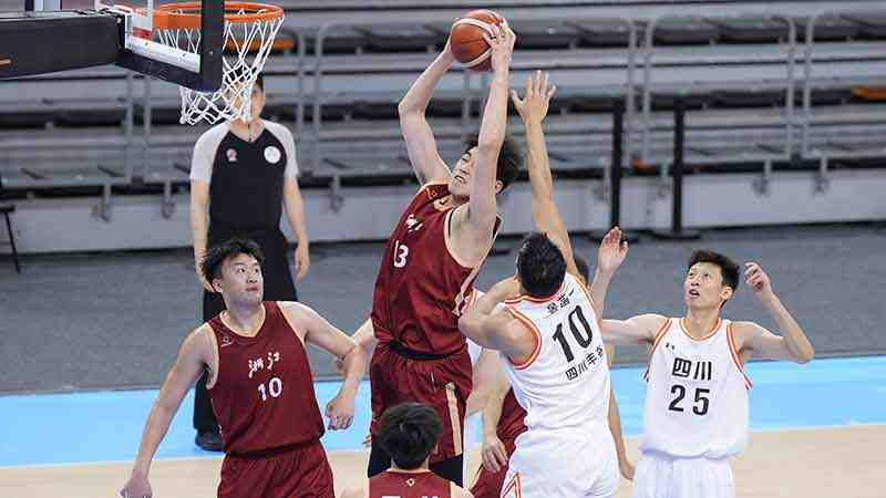 余嘉豪優異表現程帥澎12分 浙江勝四川晉級男籃決賽