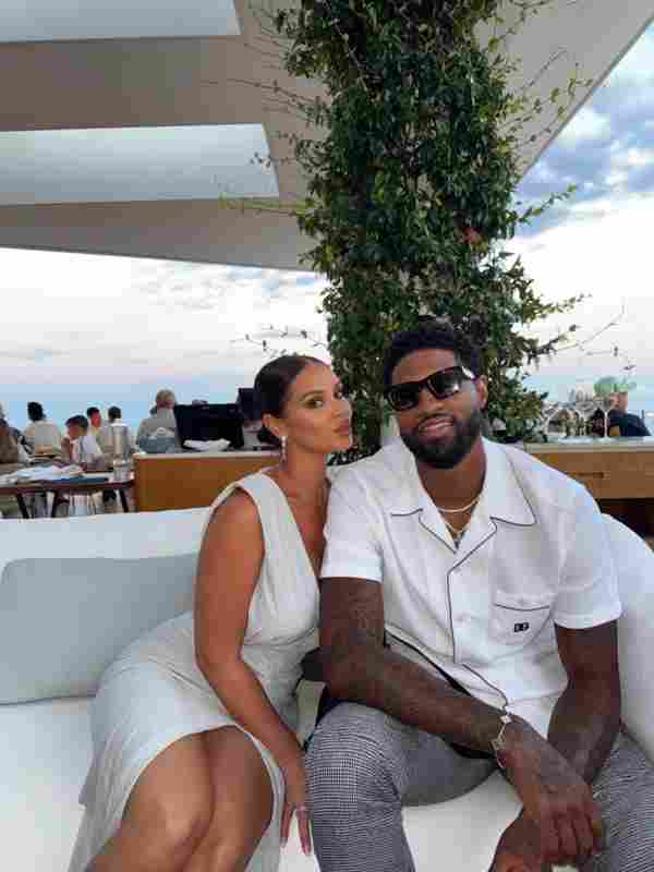 人生贏家!保羅·喬治曬照祝妻子生日快樂:35歲依舊那么迷人