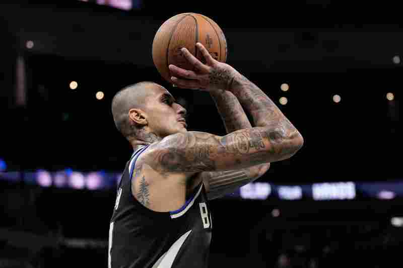 進攻端還不夠!庫茲馬12中4&三分3中1拿到10分5板2助