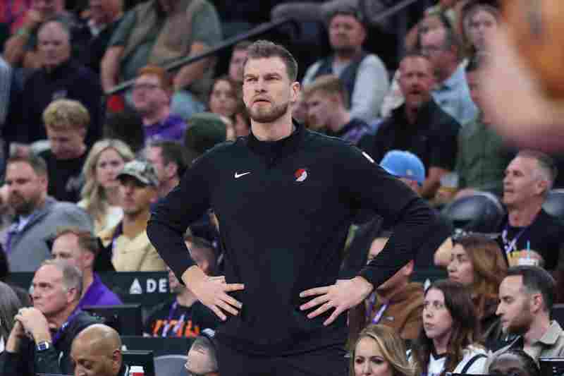 解說:開拓者以防守作為根基 最后居然犯了如此錯誤的防守選擇