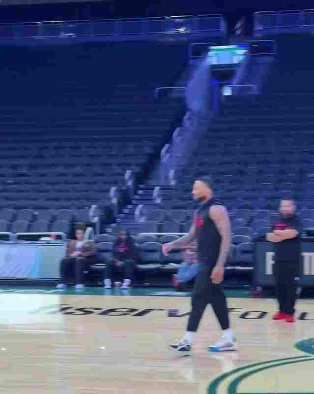 故地重游！利拉德在雄鹿主場三分訓練 依舊穩健彈無虛發