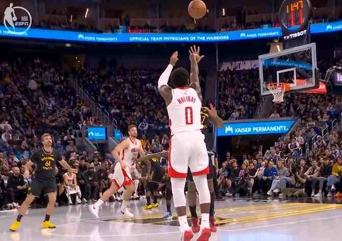 終于來了!申京助攻阿隆·霍勒迪三分反超 火箭本場首次領先!