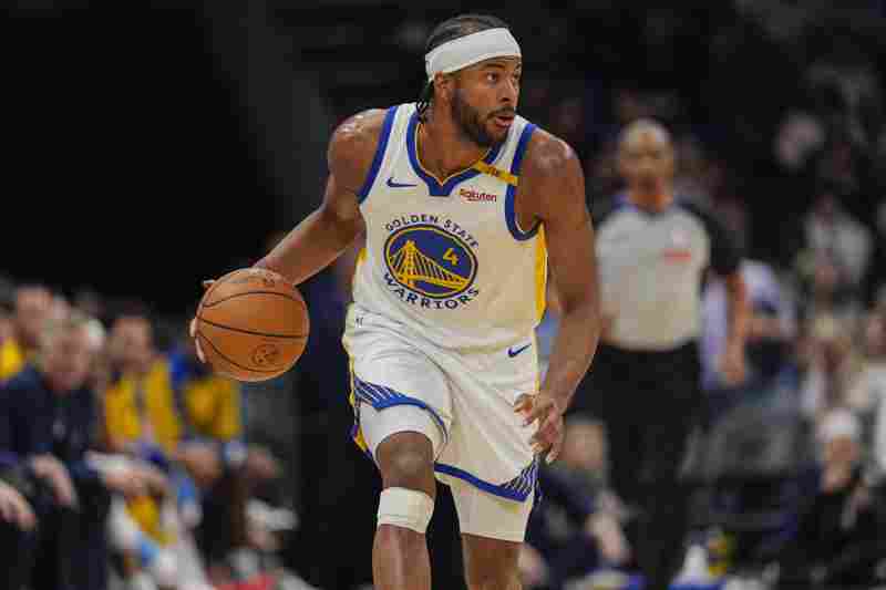 小摩擦！穆迪和費爾斯對位時互相推搡 均吃到技術犯規(guī)